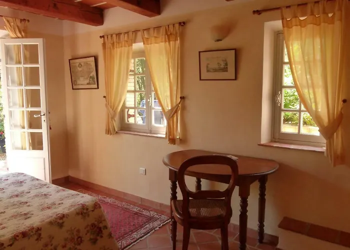 Le Bastidon Saint-michel Σαιντ-Μαξίμ