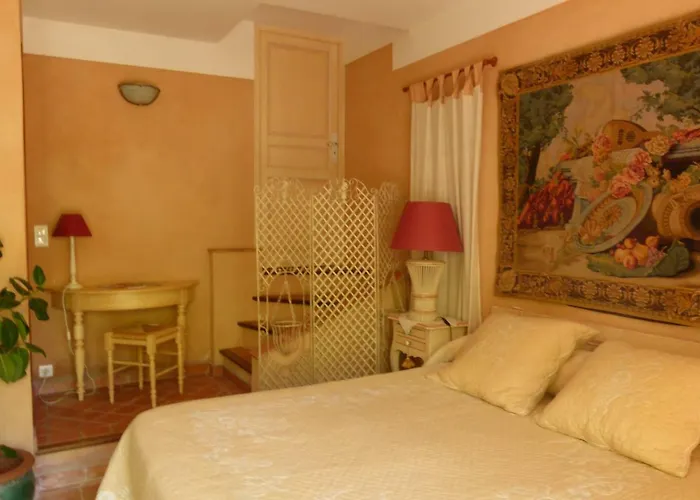 Le Bastidon Saint-michel Bed and Breakfast Σαιντ-Μαξίμ