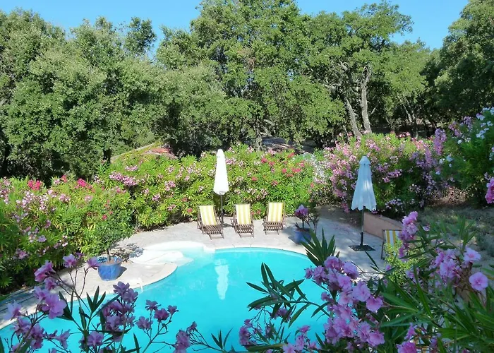 Bed & Breakfast Le Bastidon Saint-michel 4*